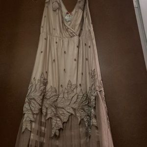 Yoanna barashi size 8. Make me an offer